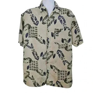 Firethorn Silk Short-Sleeve Button-up Shirt Size Medium